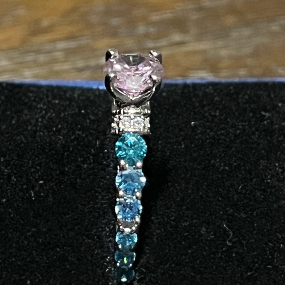 NEW Pink & Blue Stones 925 Sterling Silver Ring In Size 8 - Picture 4 of 9